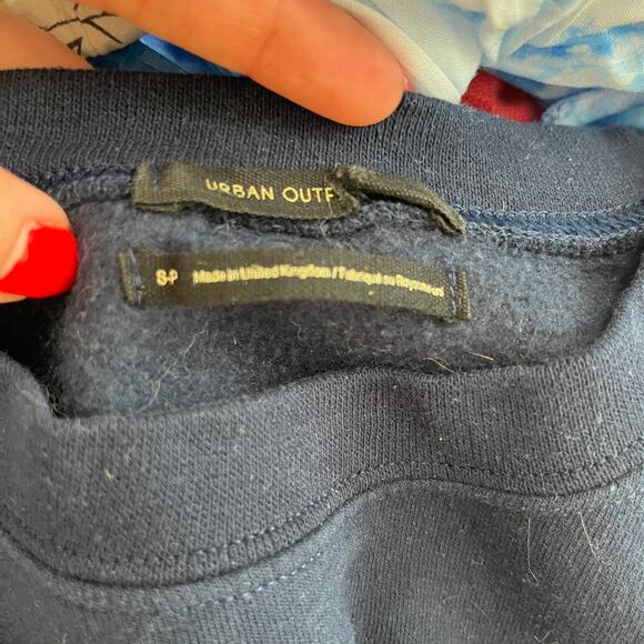 Urban Outfitters Blue Desire Graphic Cropped Sweatshirt Size Small - Picture 2 of 4